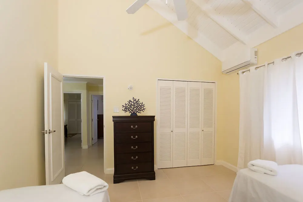 Ocho Rios Villa At Coolshade Priory Hotel